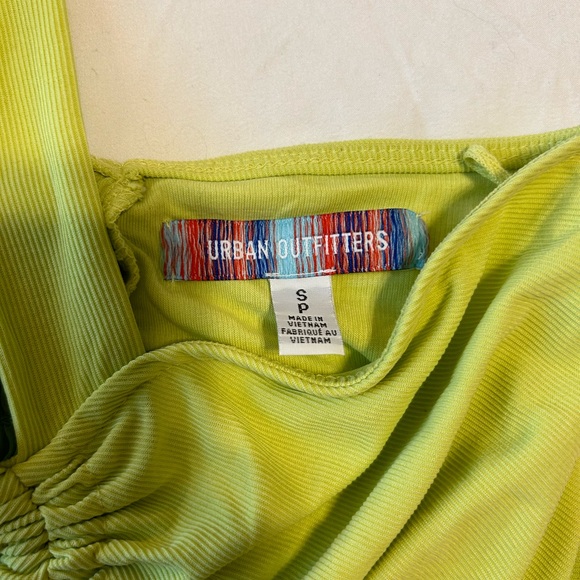 Urban Outfitters Tia Cinch Halter Top Green Crop Top Small - Picture 2 of 4